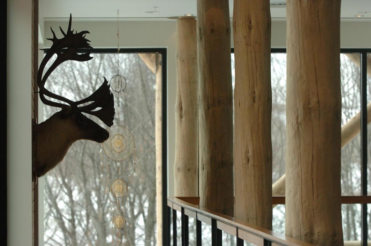 Hotel-Musee Premieres Nations Wendake Exteriör bild